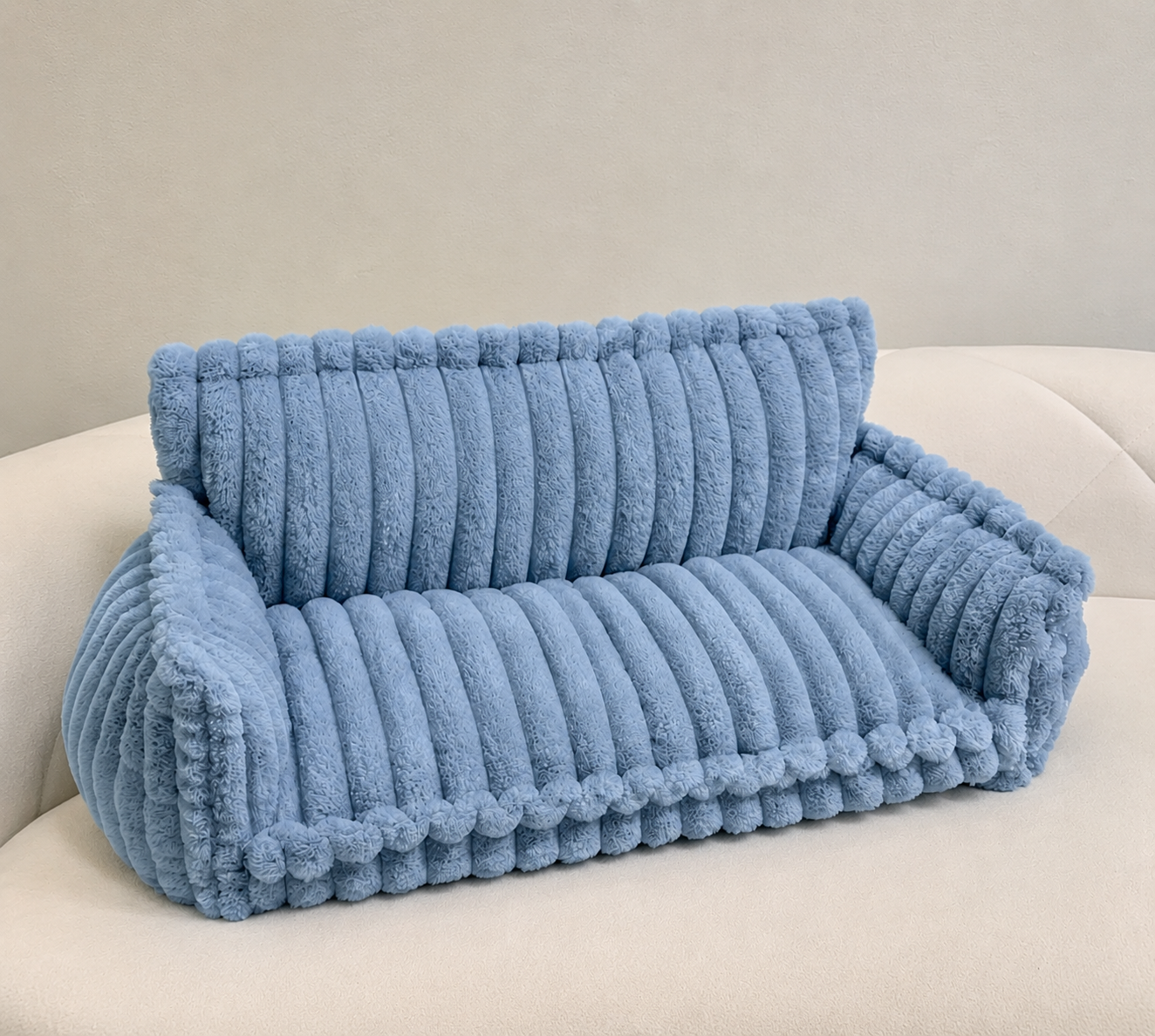Luxury Pet Sofa Bed – All-Season Warm & Cozy Dog Kennel Cat Nest Cushion